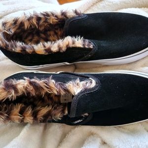 Vans Slip On Platform Suede Skate Shoes  Size 9 Faux Fur. New without tags, no